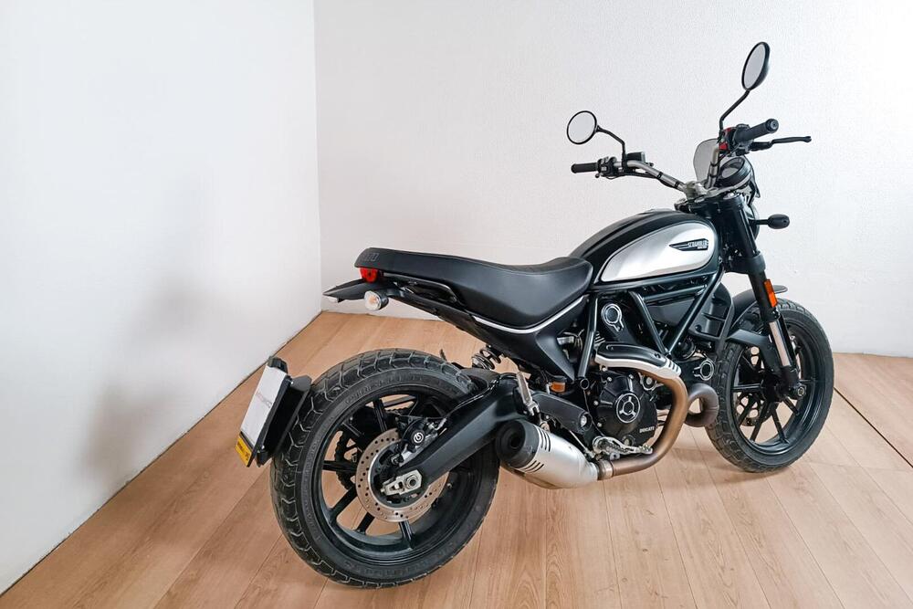 Ducati Scrambler 800 Icon Dark (2020) (3)