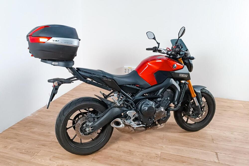 Yamaha MT-09 (2021 - 23) (3)