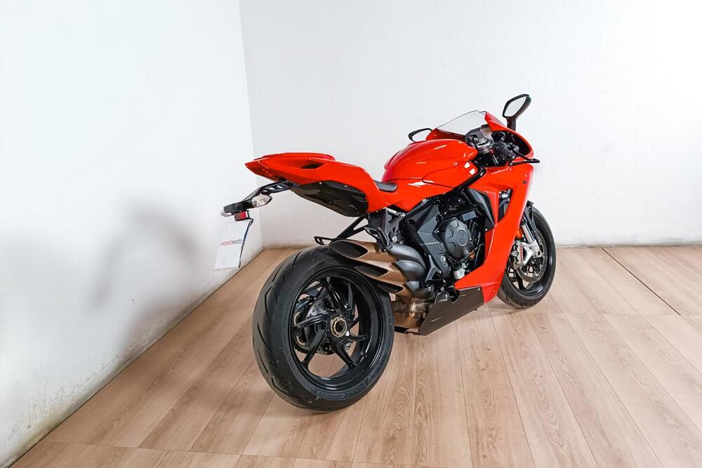 MV Agusta F3 800 Rosso (2021 - 23) (3)