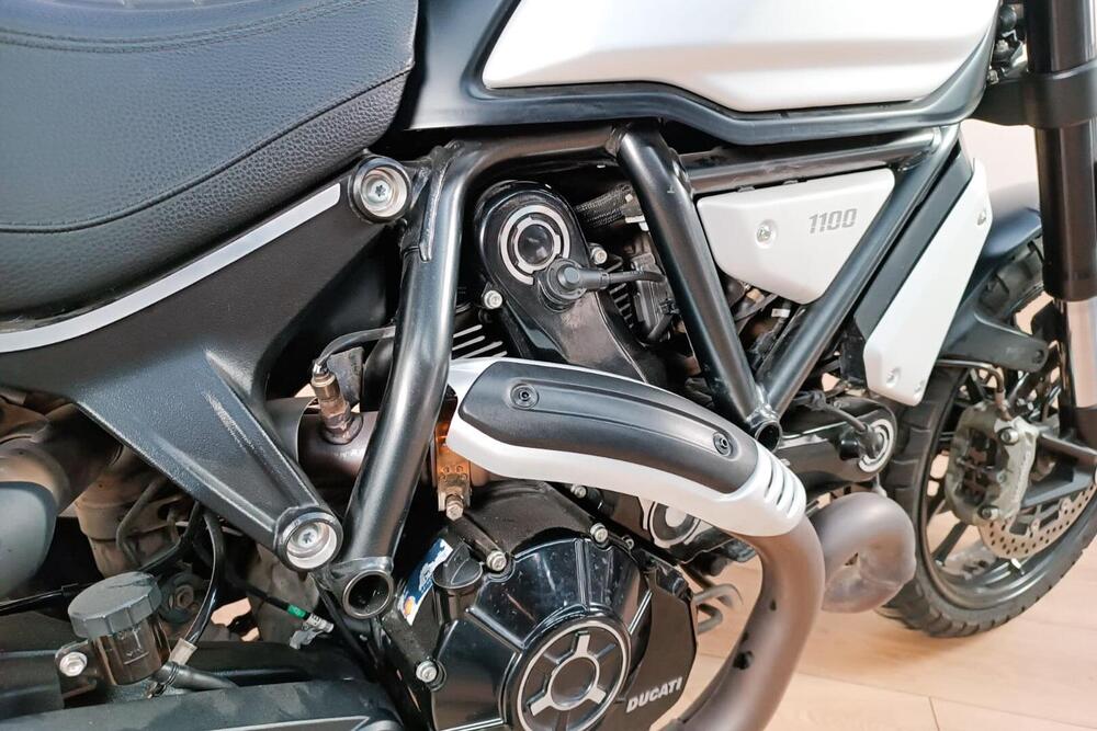 Ducati Scrambler 1100 Dark Pro (2020 - 24) (4)