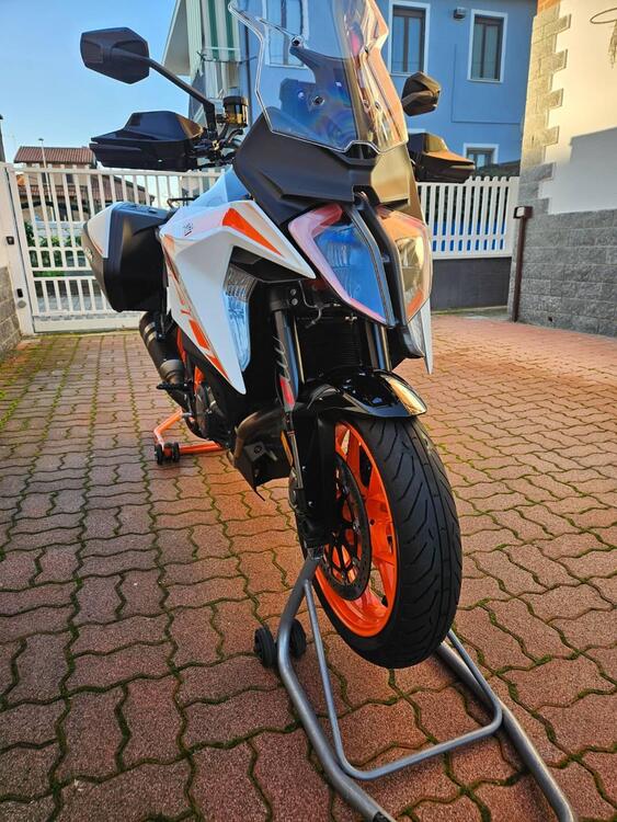 KTM 1290 Super Duke GT (2019 - 20) (4)