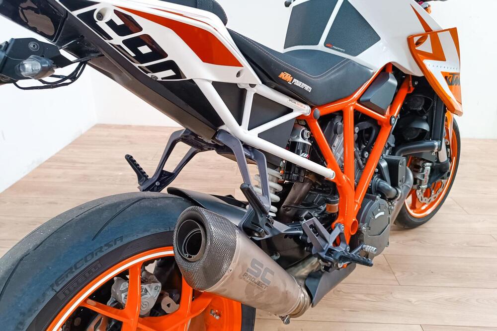 KTM 1290 Super Duke R ABS (2014 - 16) (4)