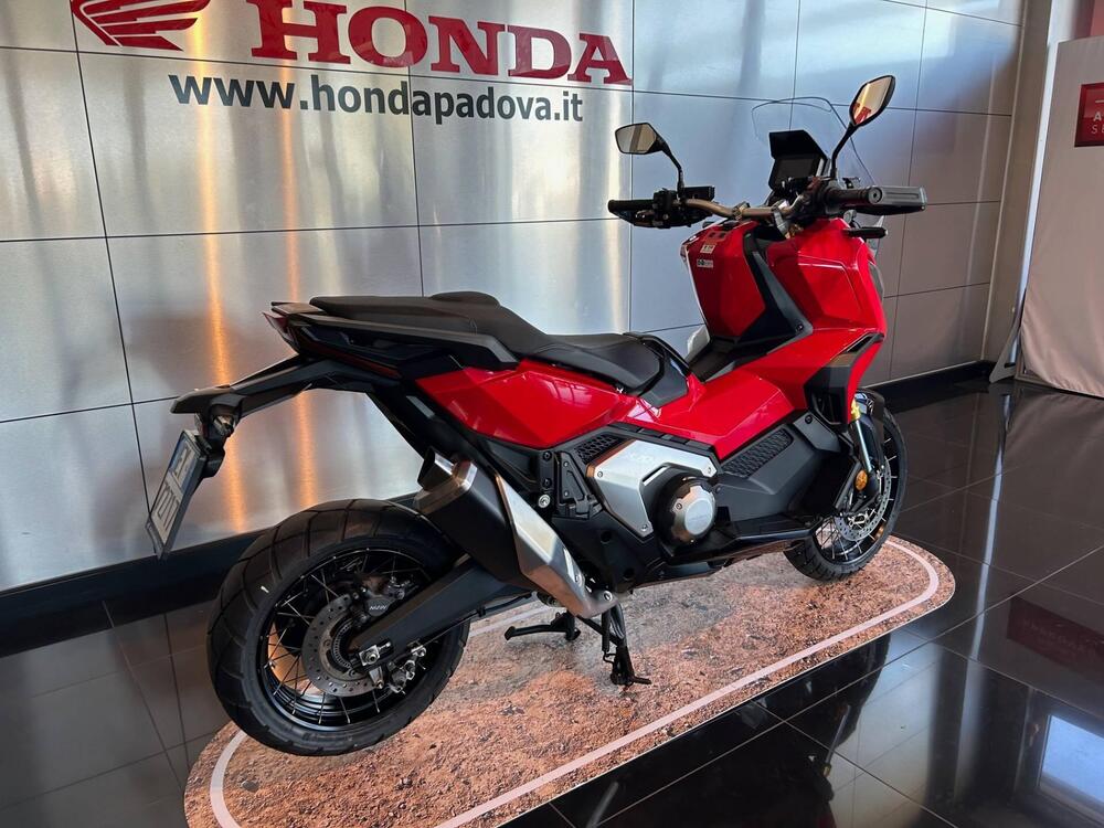 Honda X-ADV 750 DCT (2021 - 24) (2)