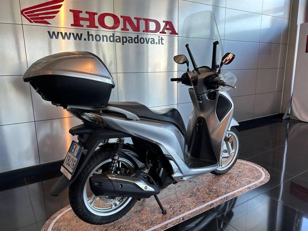 Honda SH 125i (2017 - 19) (2)