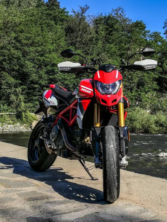 Ducati Hypermotard 950 SP (2022 - 24) (4)