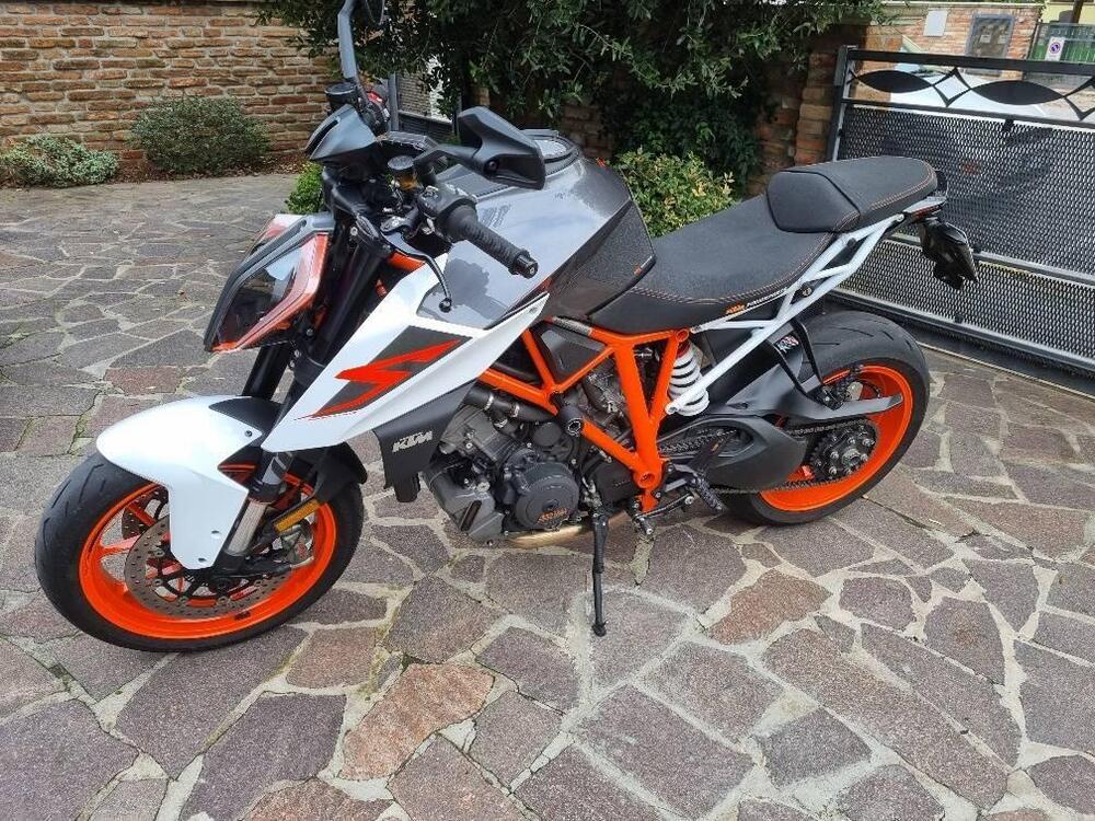 KTM 1290 Super Duke R ABS (2017 - 18) (2)