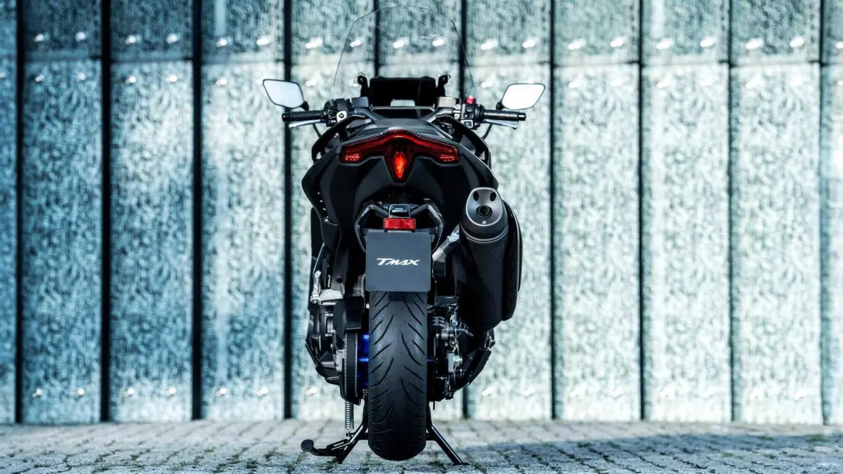 Nuovi Yamaha TMAX & TMAX Tech MAX 2025 (7)