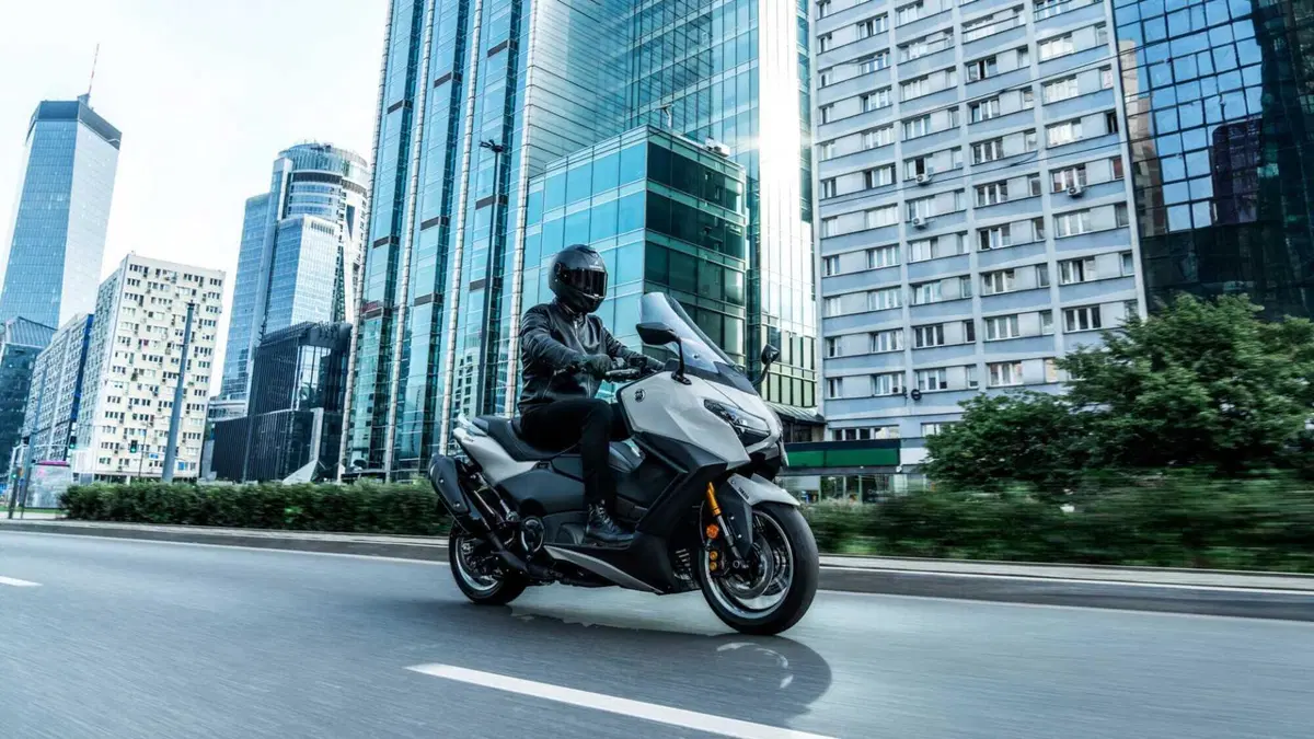 Nuovi Yamaha TMAX & TMAX Tech MAX 2025 (3)