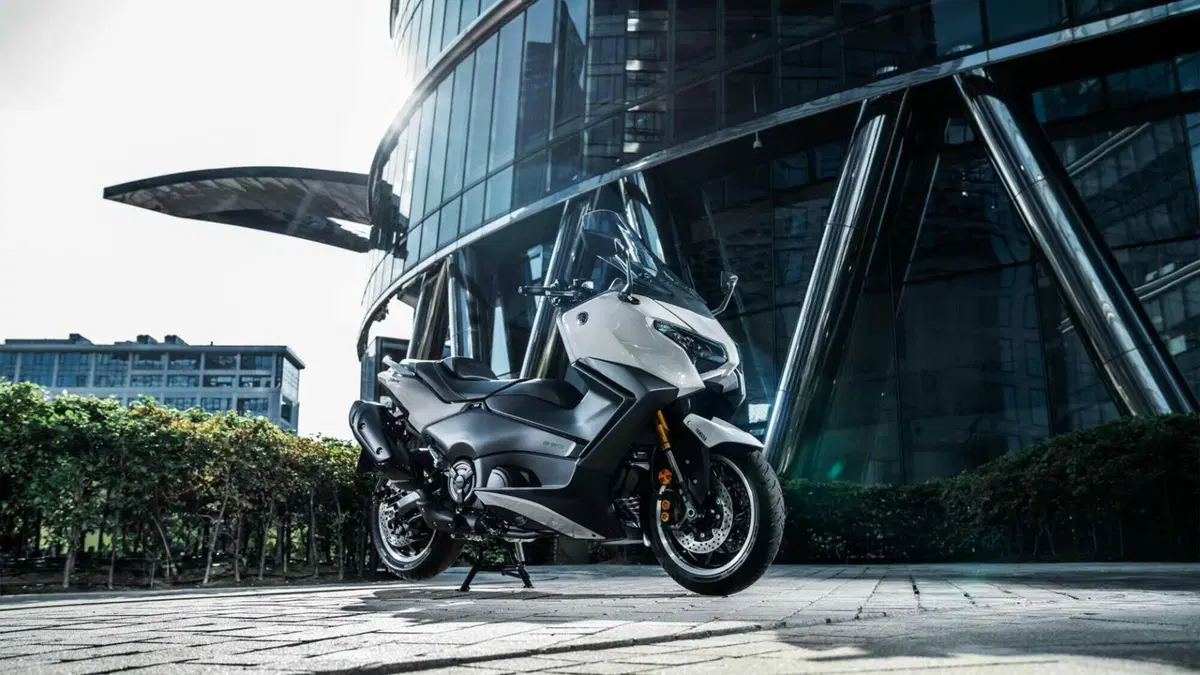 Nuovi Yamaha TMAX & TMAX Tech MAX 2025 (5)
