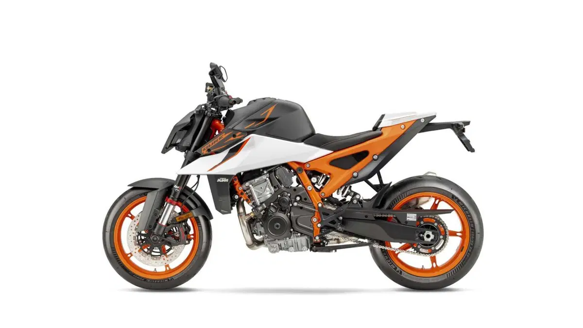 KTM 990 Duke 990 Duke R (2026) (4)