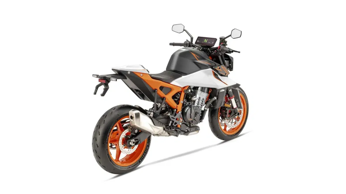 KTM 990 Duke 990 Duke R (2026) (3)