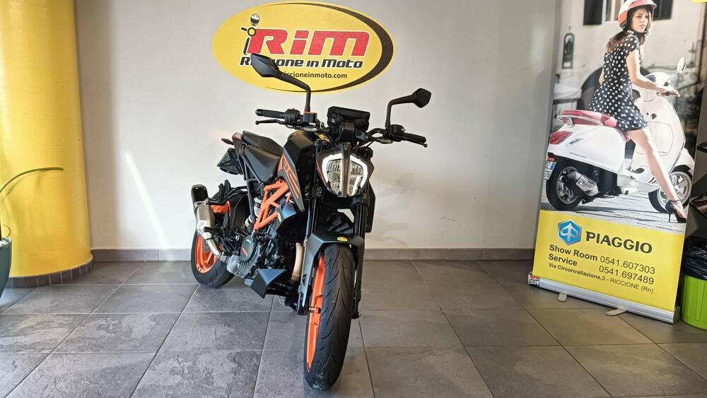 KTM 125 Duke (2021 - 23) (2)