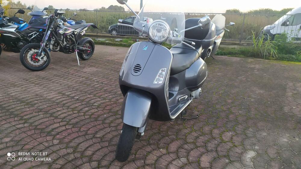 Vespa Granturismo 200 L (4)