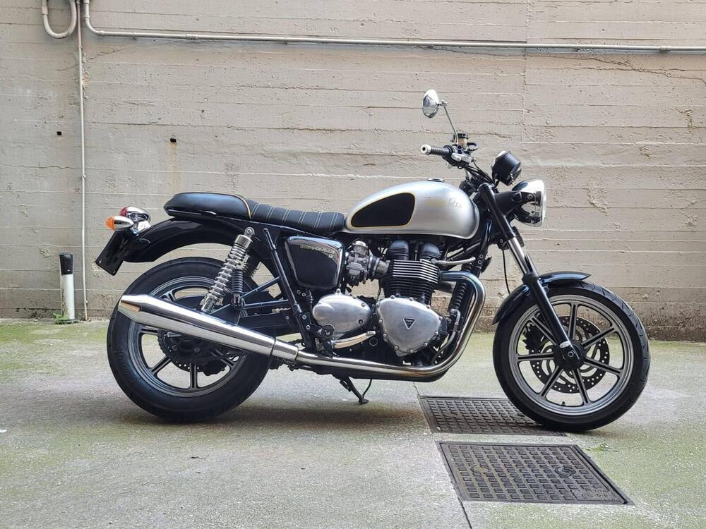 Triumph Bonneville SE (2009 - 13)