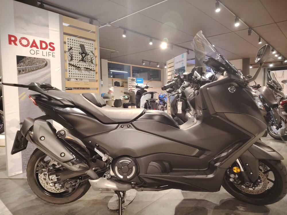 Yamaha T-Max 560 (2022 - 24) (3)