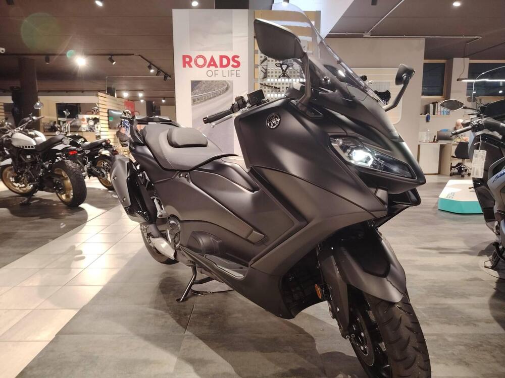 Yamaha T-Max 560 (2022 - 24)