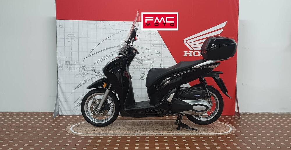 Honda SH 350 (2021 - 24) (3)