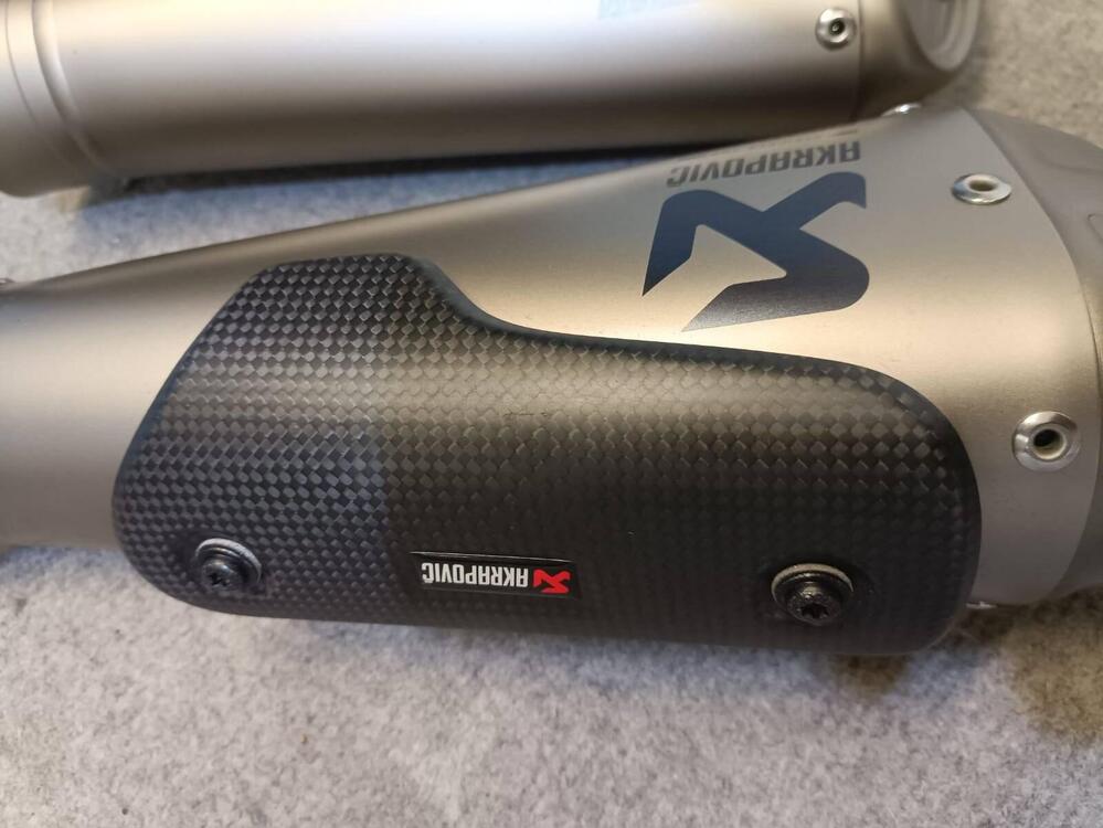 Scarico Akrapovic con mappa per Ducati Streetfight (4)