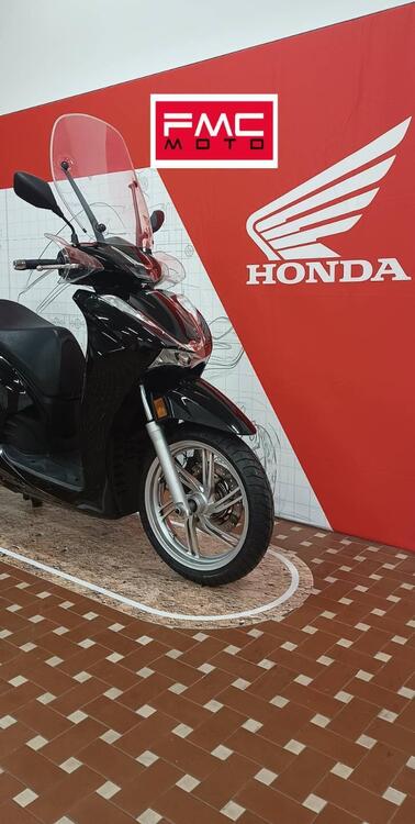 Honda SH 350 (2021 - 24) (2)