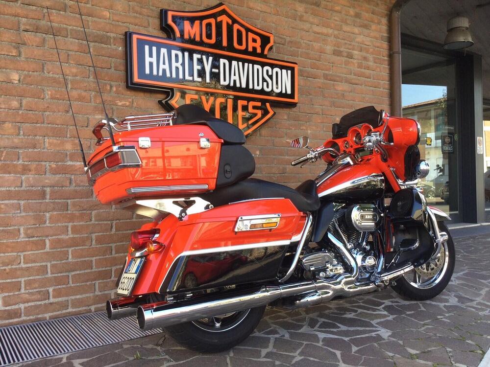 Harley-Davidson 1800 Electra Glide Ultra Classic (2012 - 13) - FLHTCUSE (2)