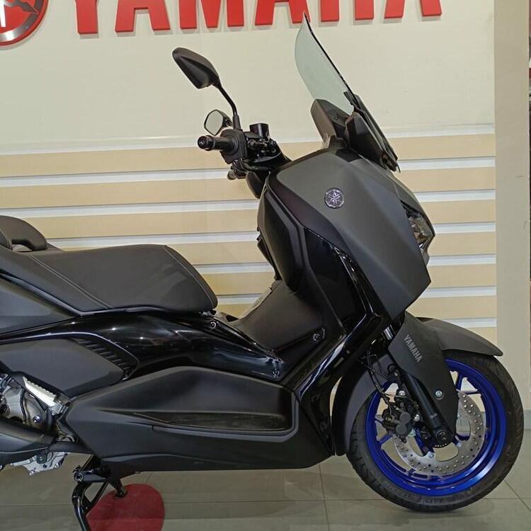 Yamaha X-Max 300 (2021 - 24) (3)