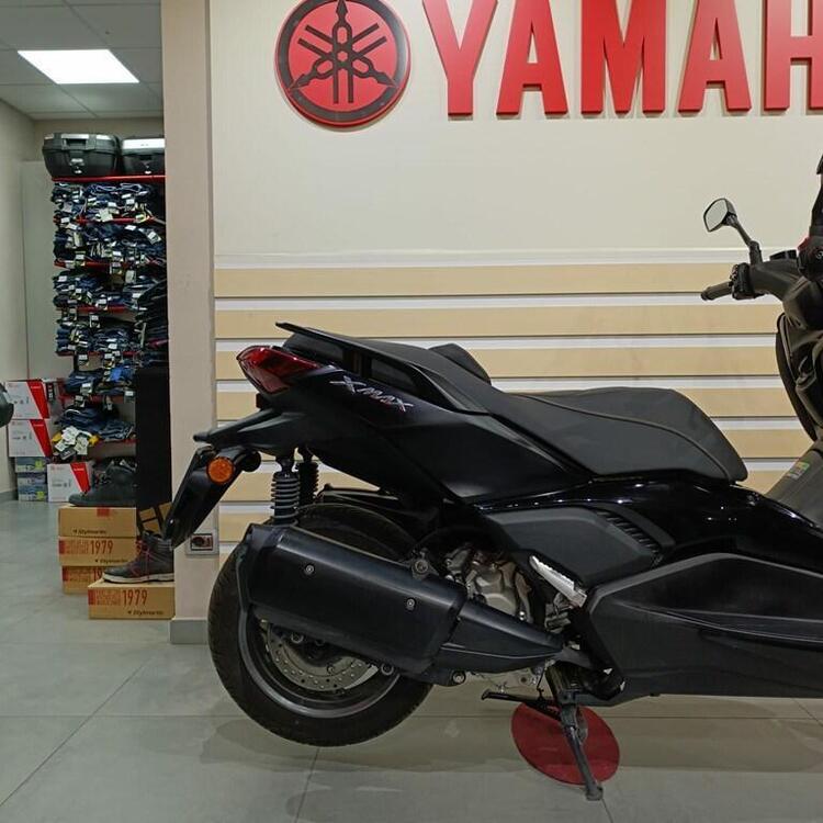 Yamaha X-Max 300 Tech Max (2021 - 24) (2)