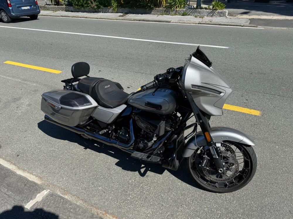 Harley-Davidson CVO Street Glide (2023) (3)