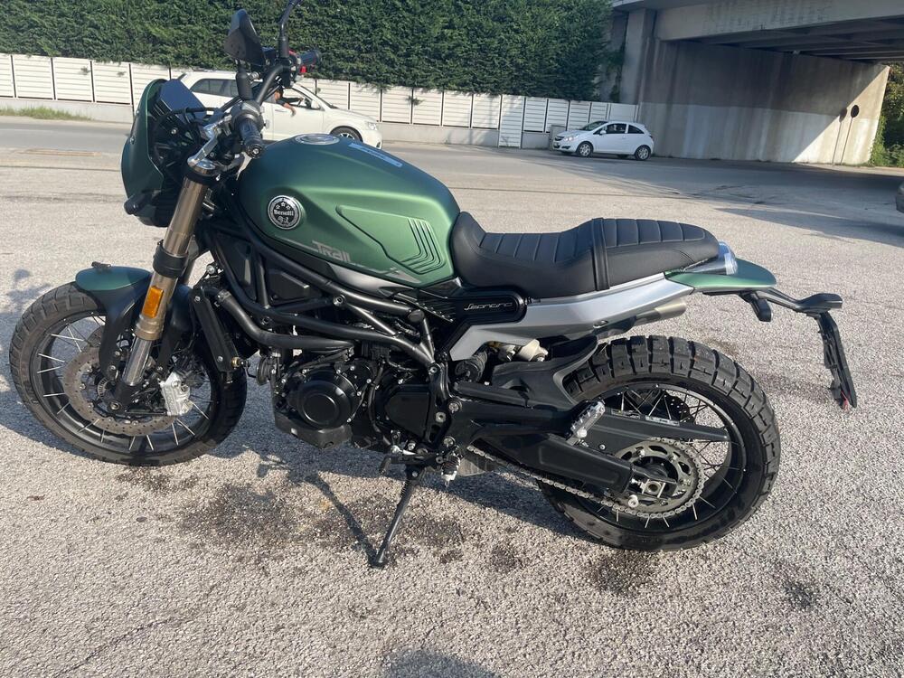 Benelli Leoncino 800 Trail (2022 - 24)