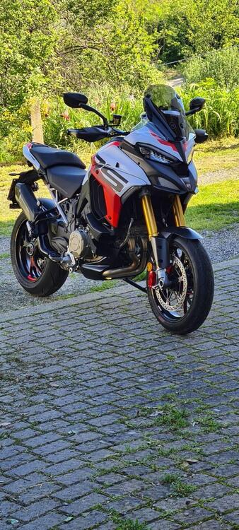 Ducati Multistrada V4 RS (2024)