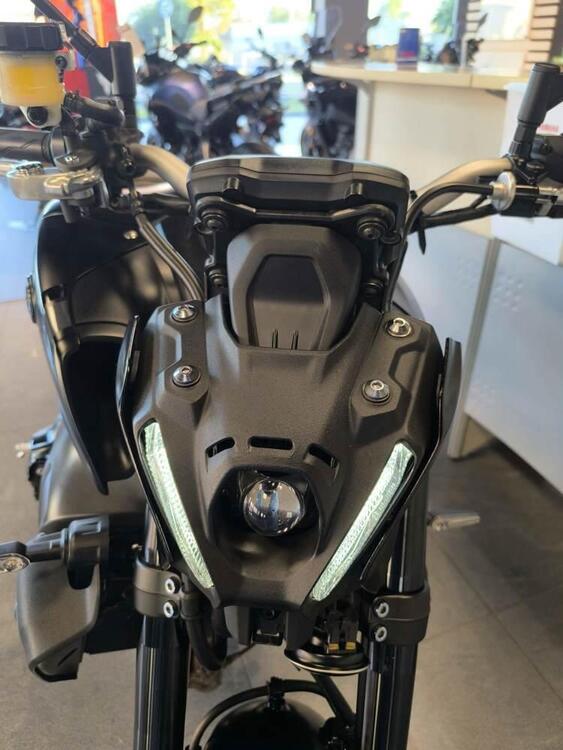 Yamaha MT-09 (2021 - 23) (4)