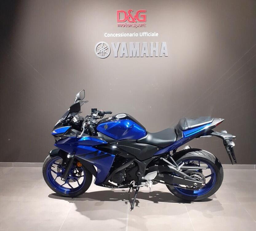 Yamaha YZF R3 (2018) (5)