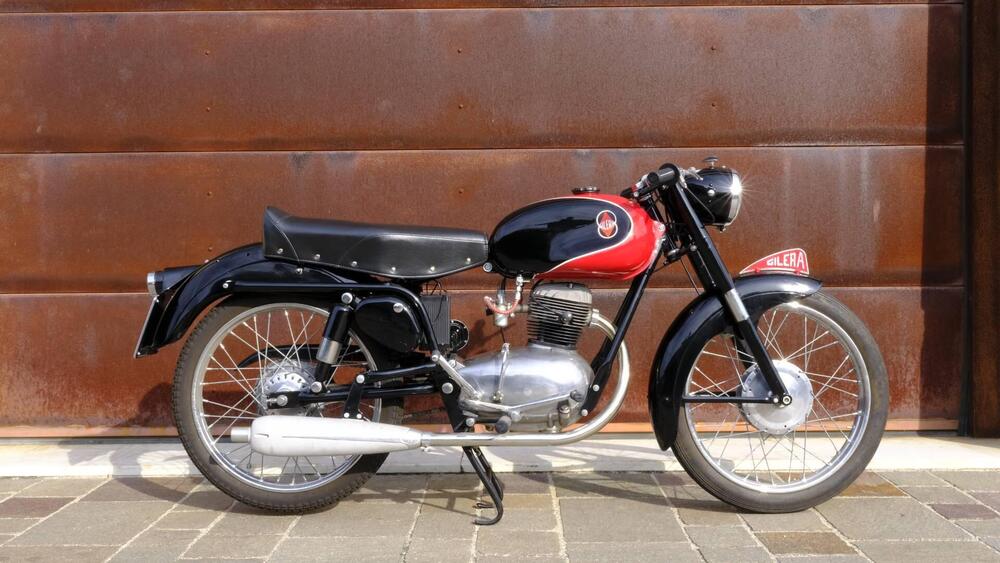 Gilera 150 sport (2)