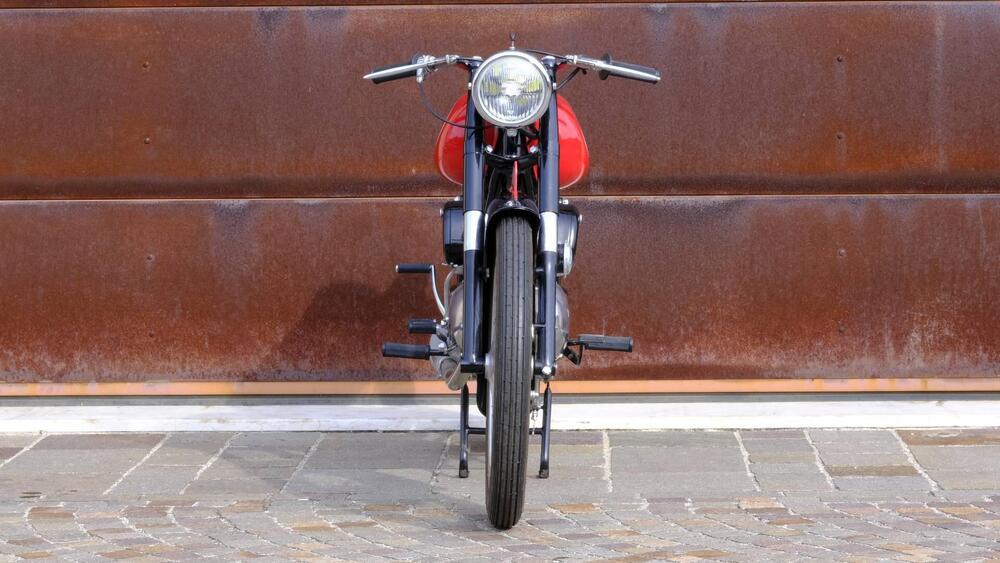 Gilera 150 sport (4)