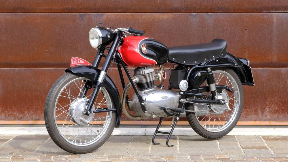 Gilera 150 sport (5)