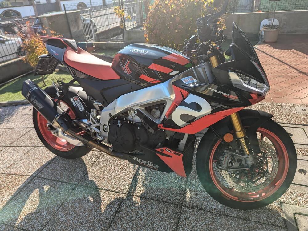 Aprilia Tuono 1100 V4 Factory (2021 - 24) (2)