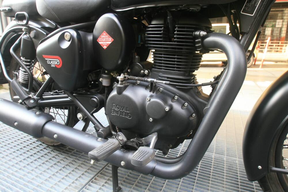 Royal Enfield Classic 350 (2021 - 24) (5)