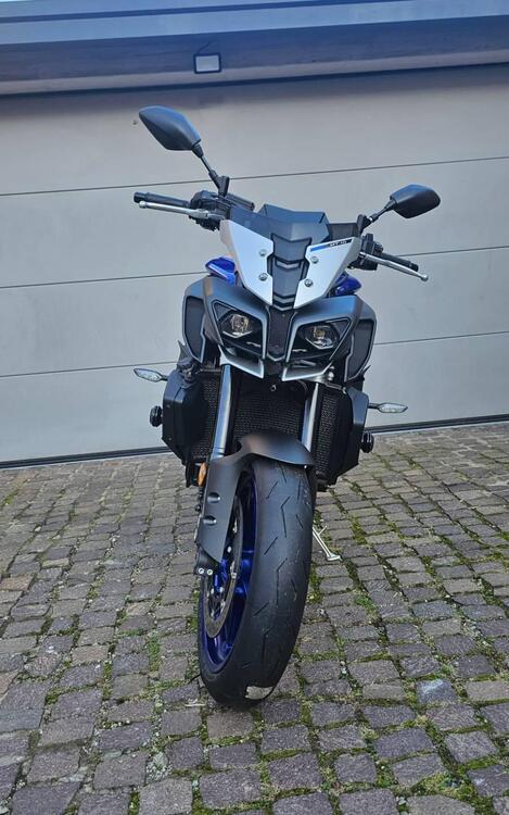 Yamaha MT-10 (2017 - 20) (5)