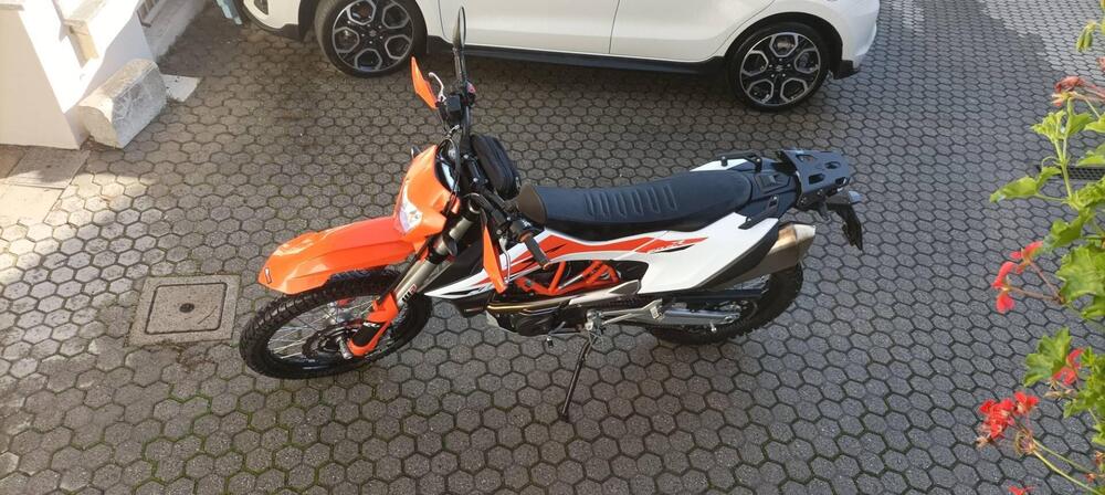 KTM 690 Enduro R (2019 - 20) (2)