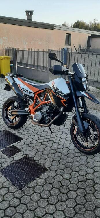 KTM 990 Supermoto R (2012 - 13) (4)