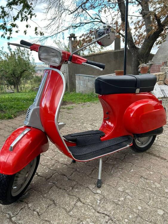 Piaggio Vespa 50 Special (V5B) (2)