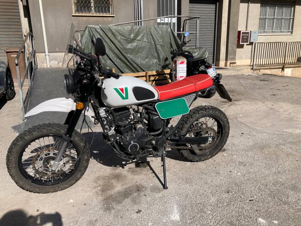 Vervemoto Tracker 250i (2019 - 24) (4)