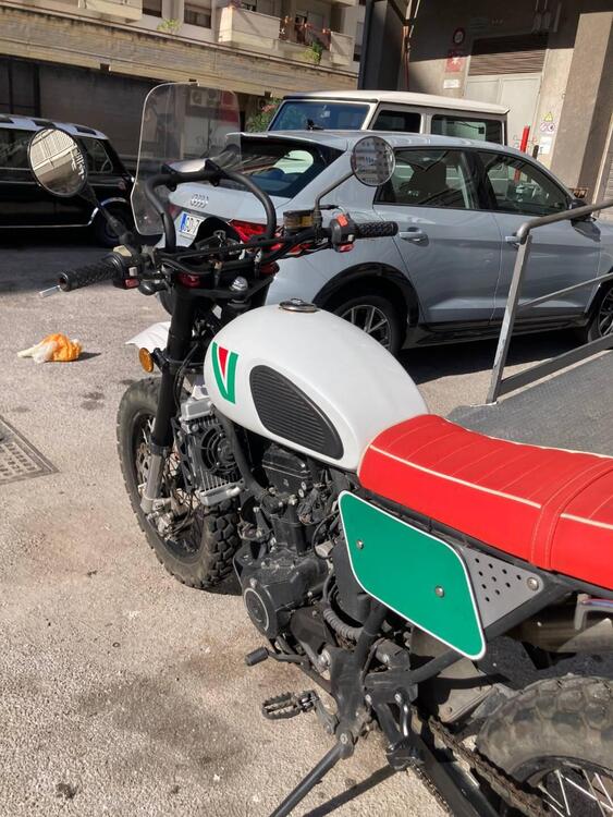 Vervemoto Tracker 250i (2019 - 24) (5)