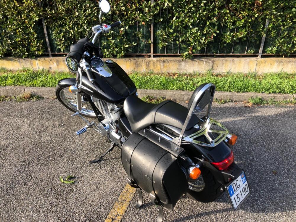 Honda VT 750 Shadow Spirit (5)