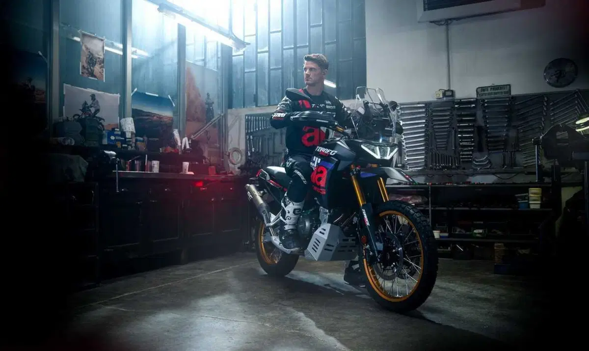 Aprilia presenta a EICMA la Tuareg Rally, dal successo della Africa Eco Race (8)