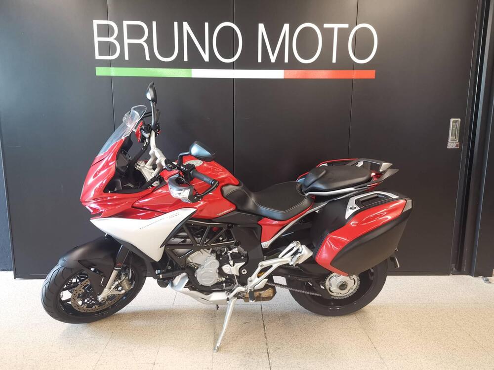 MV Agusta Turismo Veloce 800 (2014 - 16) (2)