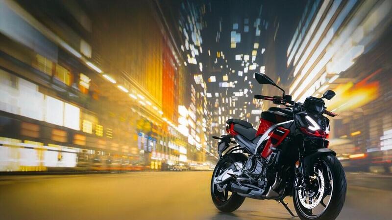 Debutta a EICMA l&#039;attesissima Aprilia Tuono 457