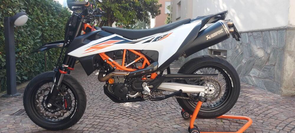 KTM 690 SMC R (2019 - 20) (2)