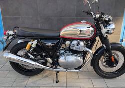 Royal Enfield Interceptor 650 Chrome (2020) nuova