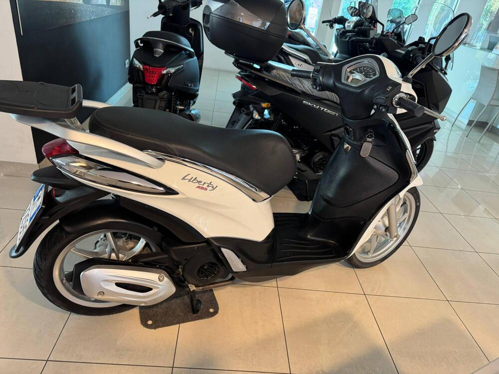 Piaggio Liberty 125 ABS (2017 - 20) (2)