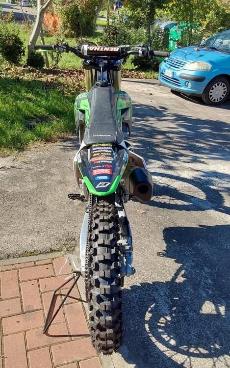 Kawasaki KX 450 F (2016) (5)